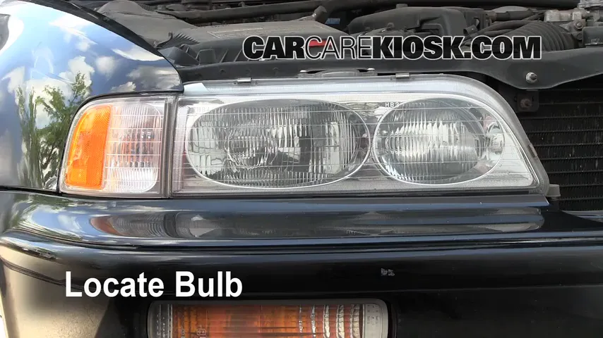 1993 Acura Legend L 3.2L V6 Sedan (4 Door) Éclairage Feux de croisement (remplacer l'ampoule)